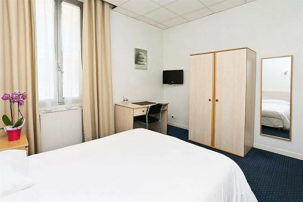 Hôtel P.L.M. Cannes Hotel